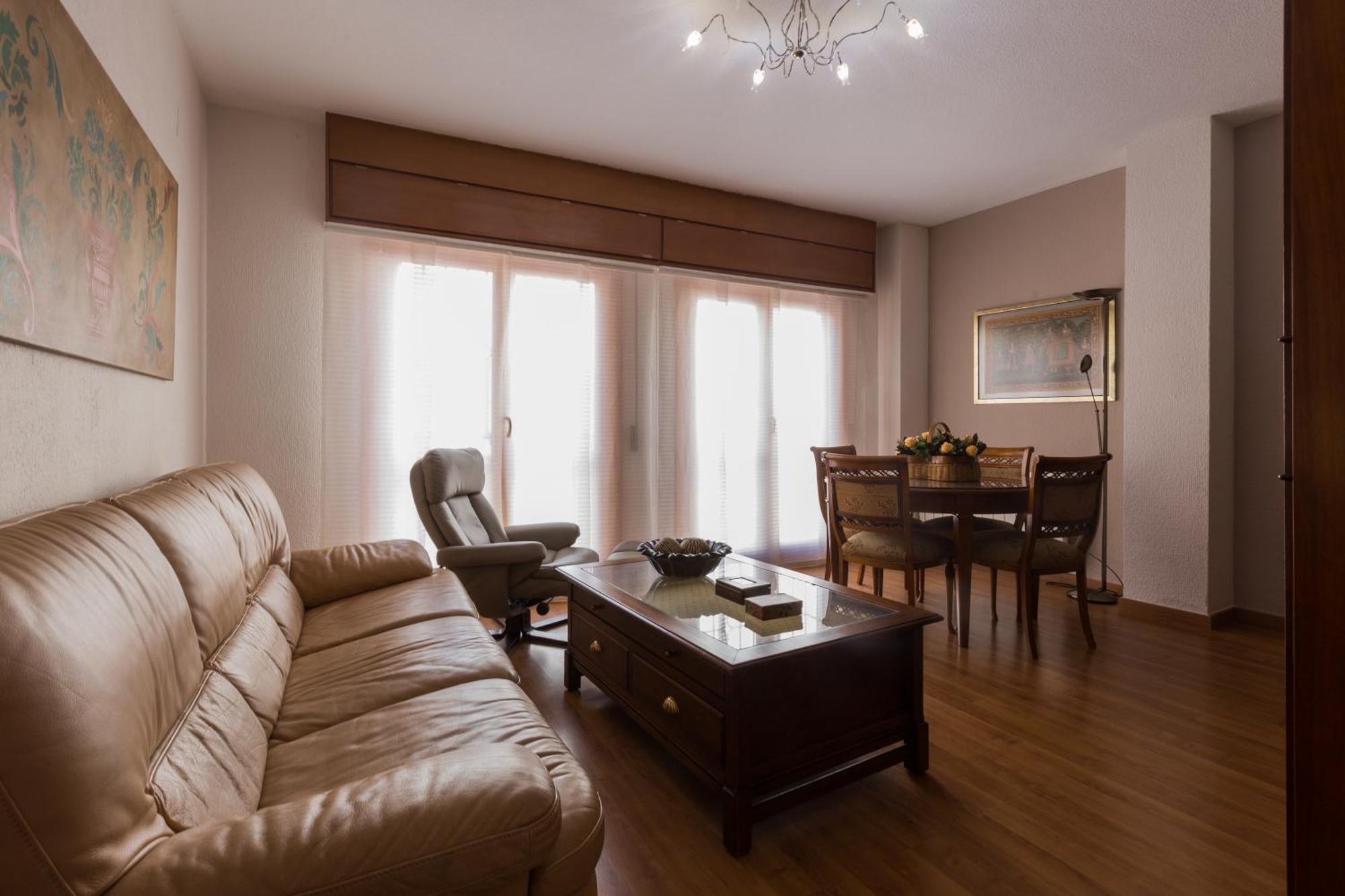 Gracia Suites - Centro Y Confort Con Parking Gratis Гранада Екстер'єр фото